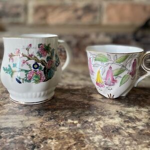 LOT-Porcelain Tea Cups